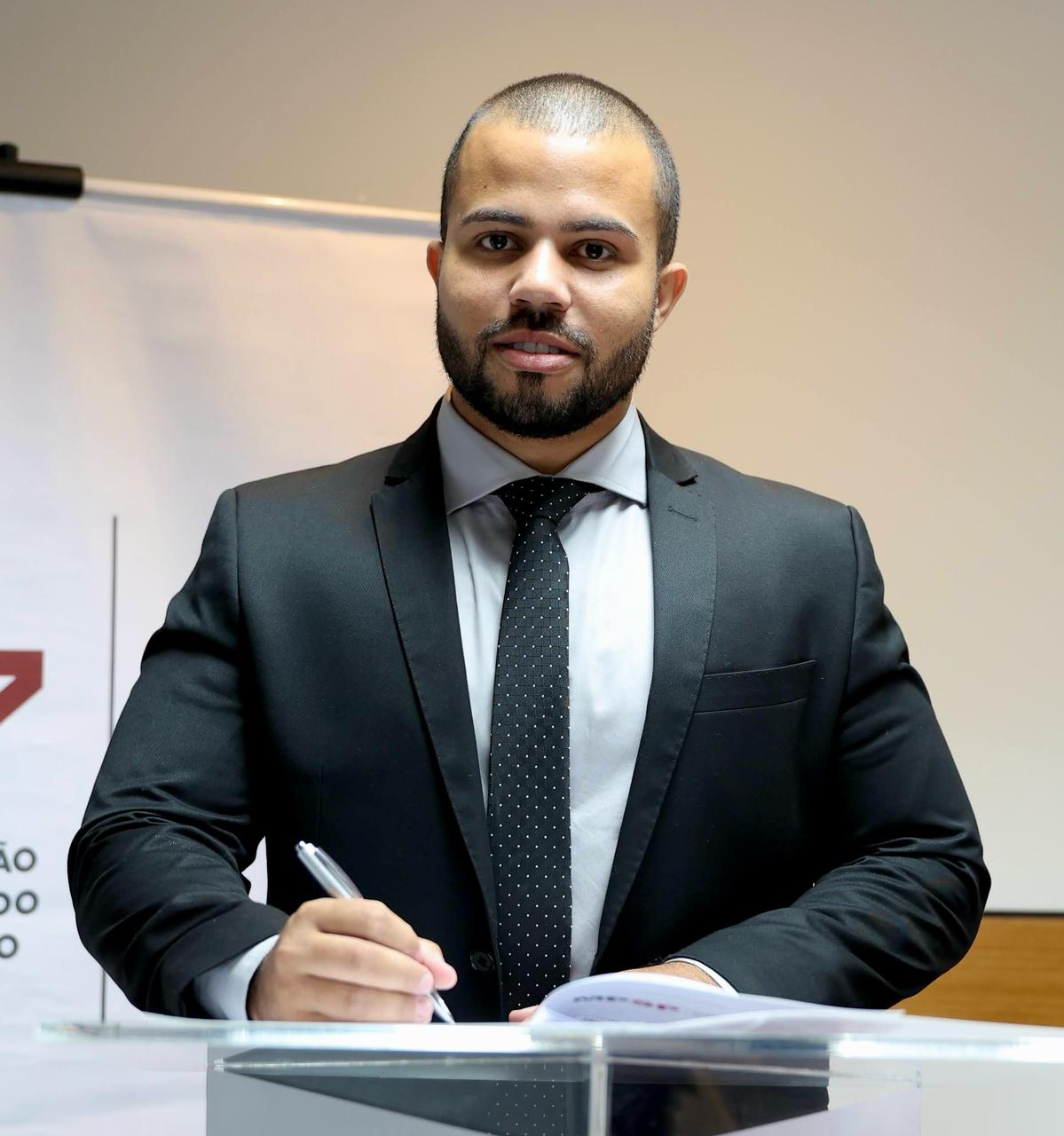 Patrick Carvalho